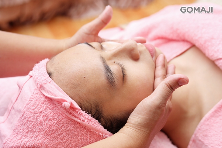 臉部撥動排導按摩