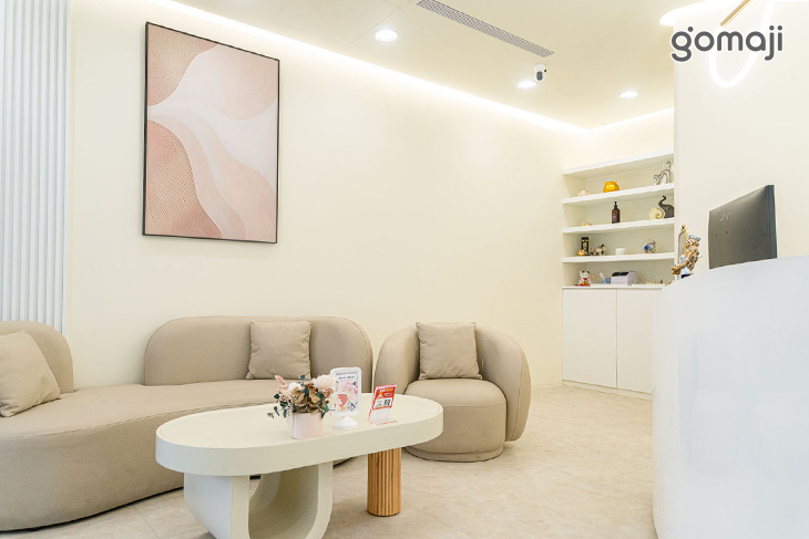 Fun spa精緻女子按摩會館