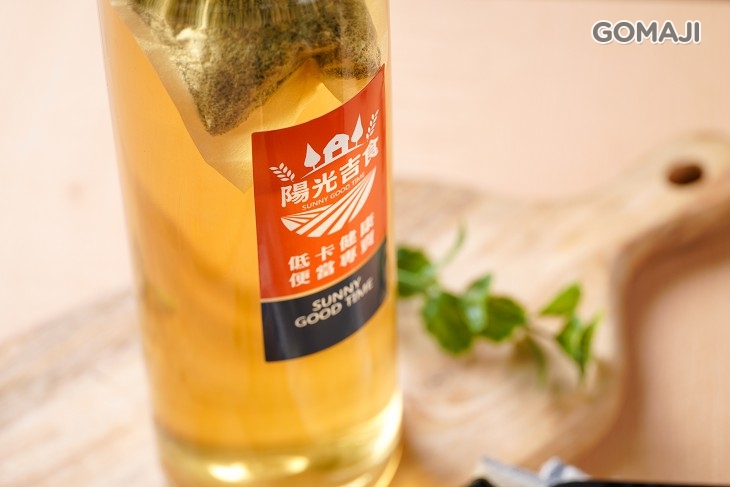 冷泡綠茶一瓶(700c.c.)