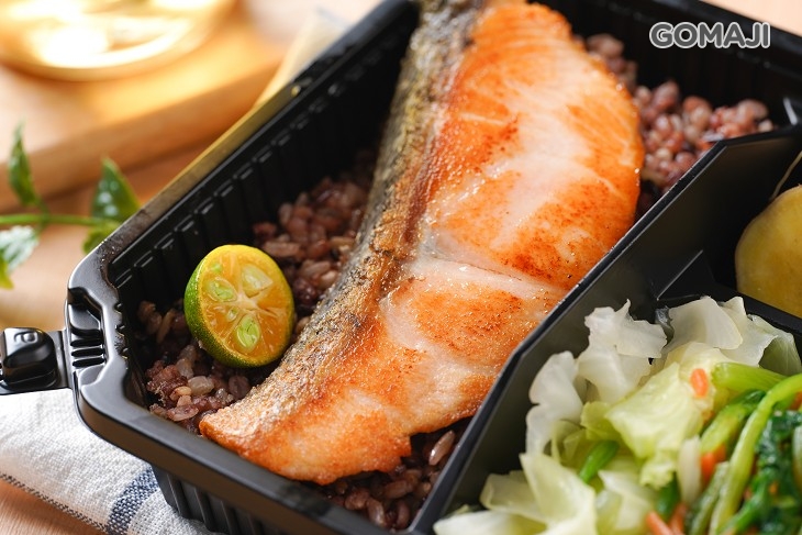 日式鮭魚 