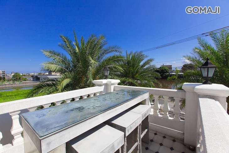 二樓&三樓大廳 / 陽台