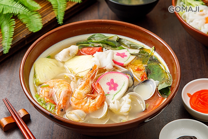 酸辣海鮮湯河粉