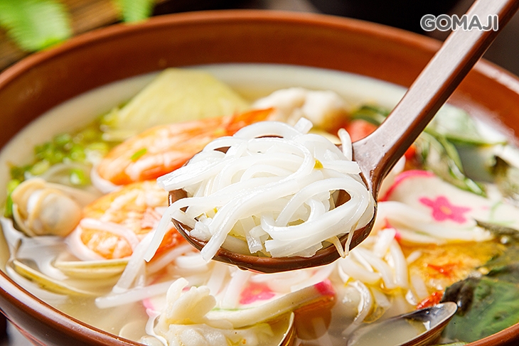 酸辣海鮮湯河粉