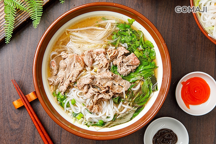 招牌生牛肉湯河粉