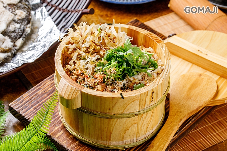 木桶烤魚飯 