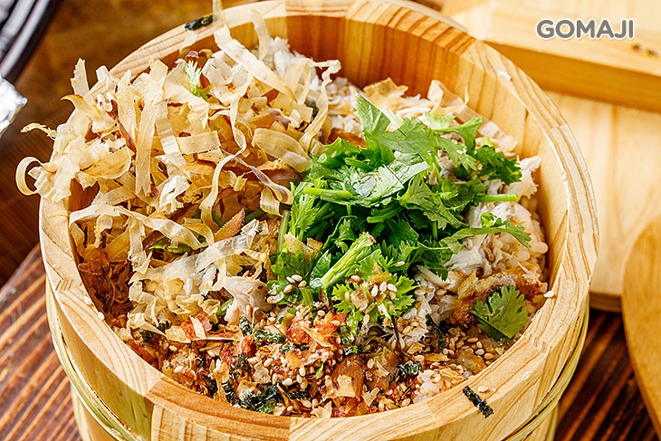 木桶烤魚飯 