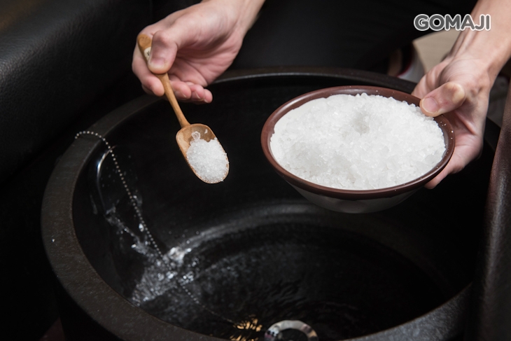 海鹽足浴