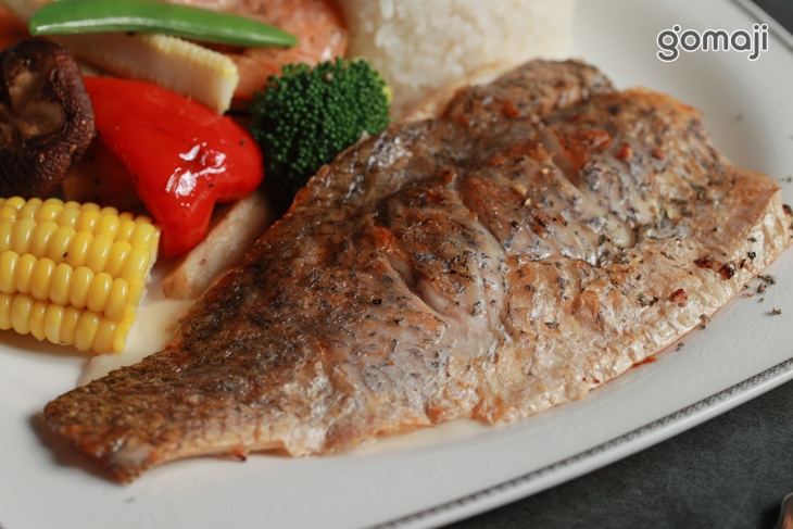 鮮嫩鱸魚排套餐