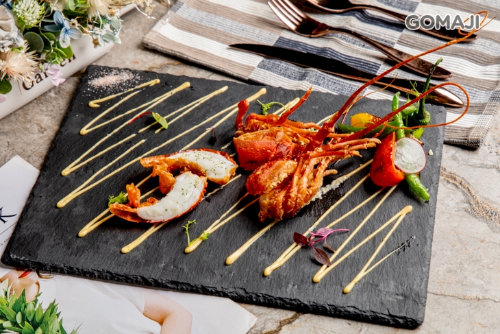 酥炸軟殼龍蝦佐自製塔塔醬