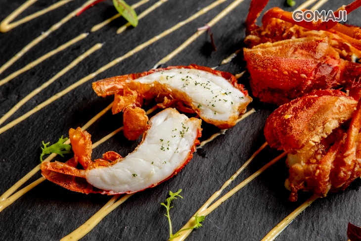 酥炸軟殼龍蝦佐自製塔塔醬