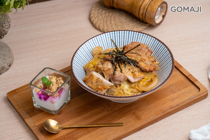 蒜味嫩雞丼