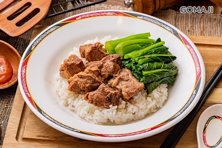 柱侯牛腩飯