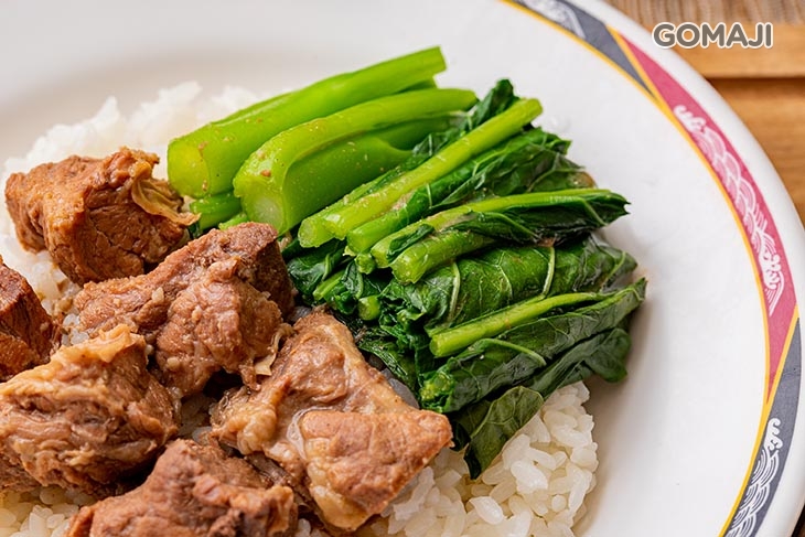 柱侯牛腩飯