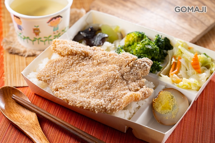 酥炸排骨飯