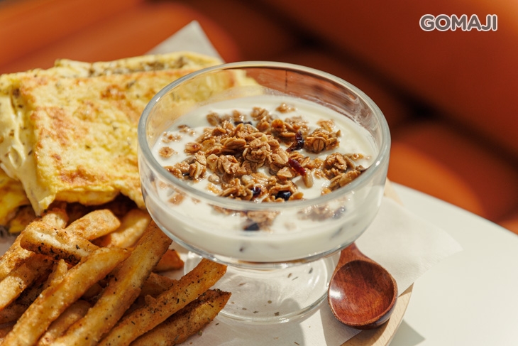 厚蛋海苔素鬆三明治 