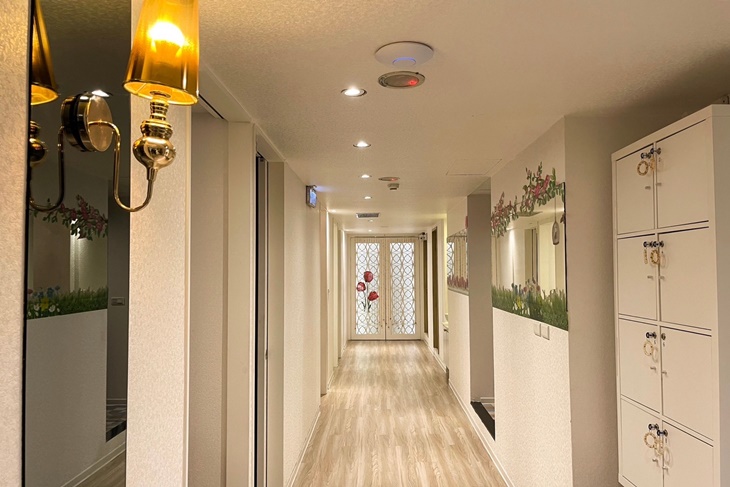 芃芸美學健康館