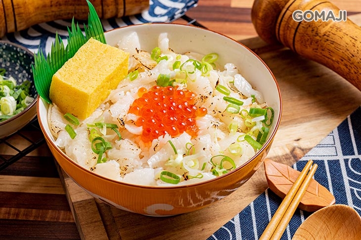 比目魚緣側壽司丼