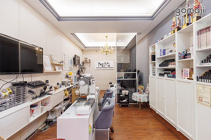 NEMS 日式美甲美睫眉藝概念館(新北永和店)