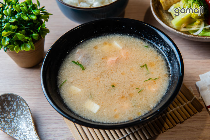 魚肉味噌湯