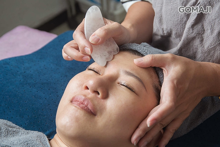  粉晶棒加強眼周減淡眼袋