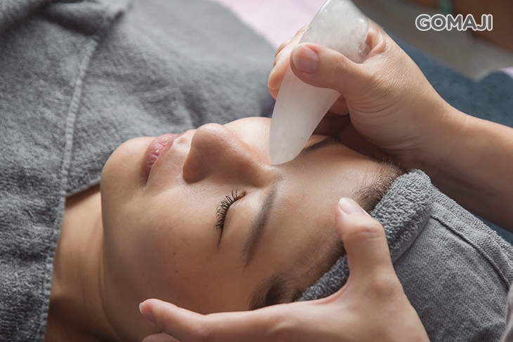  粉晶棒加強眼周減淡眼袋