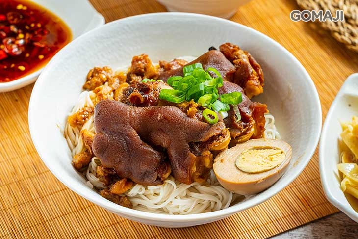 豬腳麵線