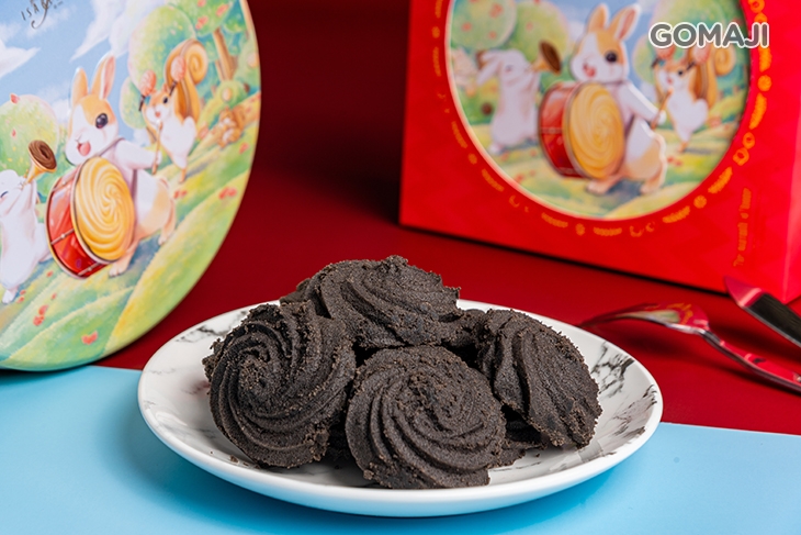 ButterCookie兔兔曲奇派對(黑爵可可，典雅紅)