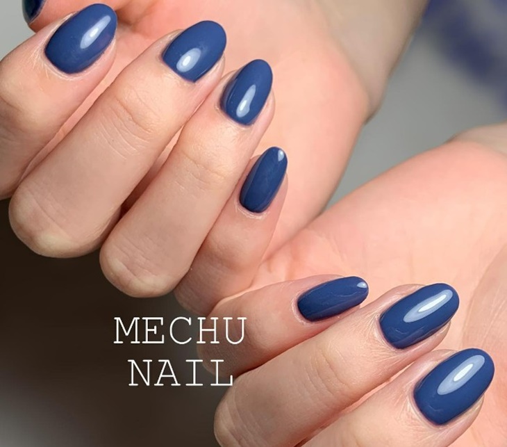 手部凝膠美甲上色