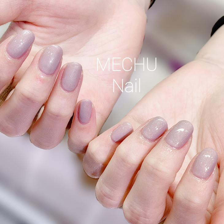 手部凝膠美甲上色