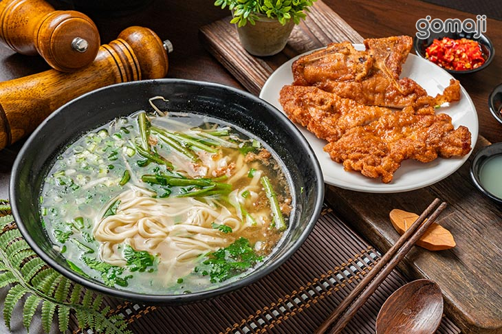 炸排骨麵