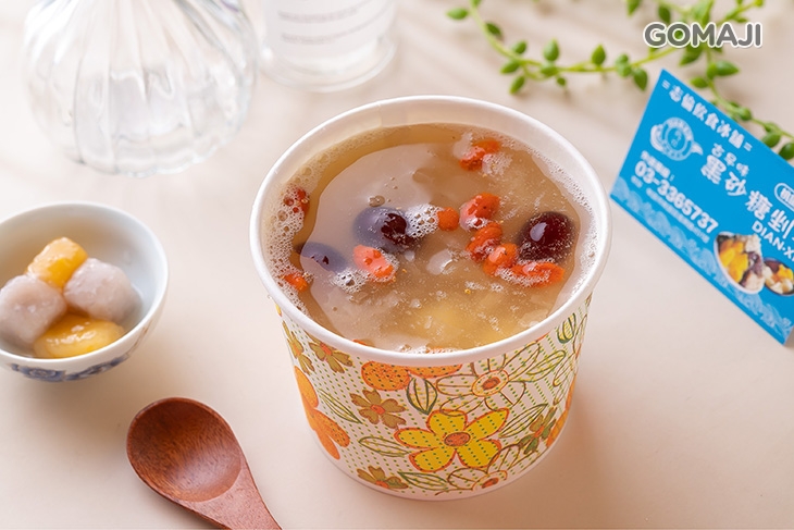 銀耳蓮子枸杞湯