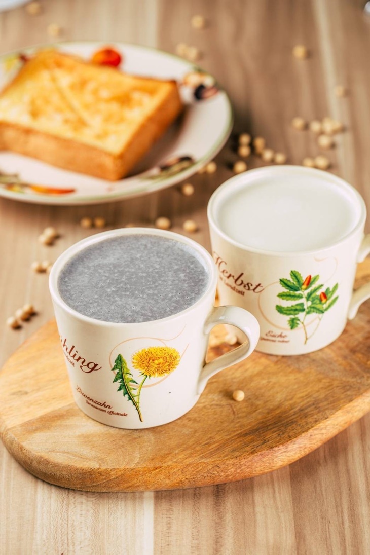 堅果濃豆漿＆黑芝麻濃豆漿