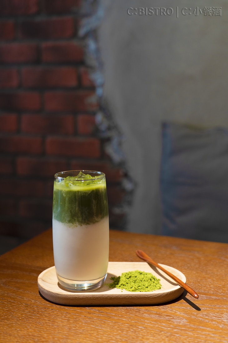 抹茶牛奶