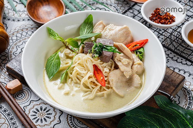 綠咖哩湯麵(雞)