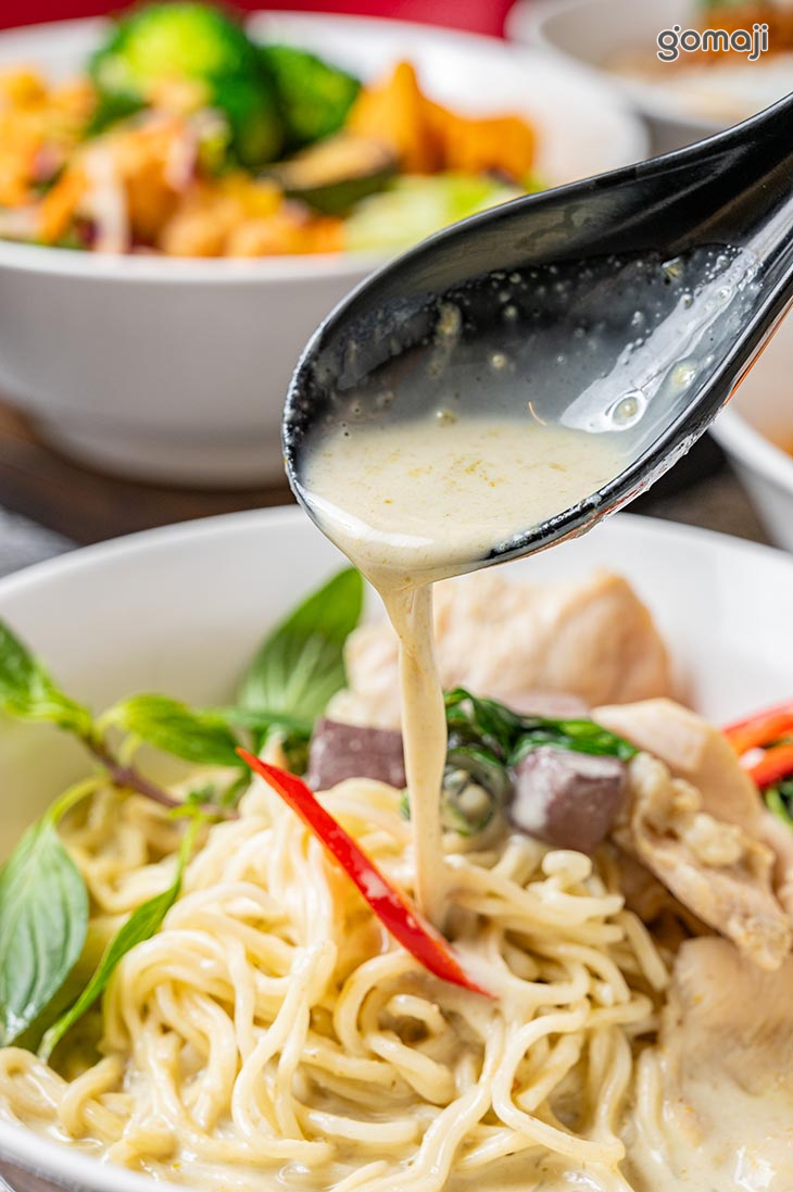 綠咖哩湯麵(雞)