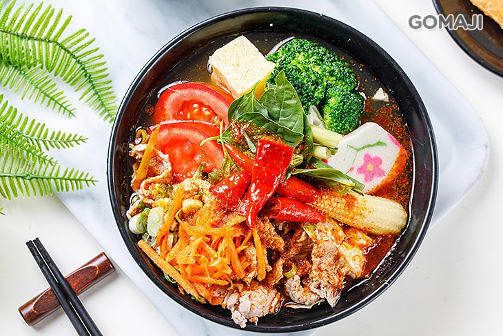 椰香酸辣湯河粉