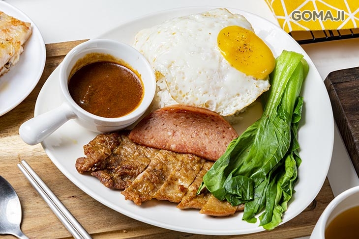 豬扒餐肉蛋飯
