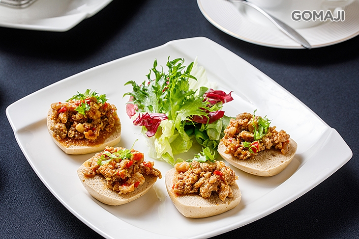 泰式打拋豬&爐烤奶油黑糖饅頭)