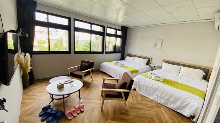 文青館-豪華四人房