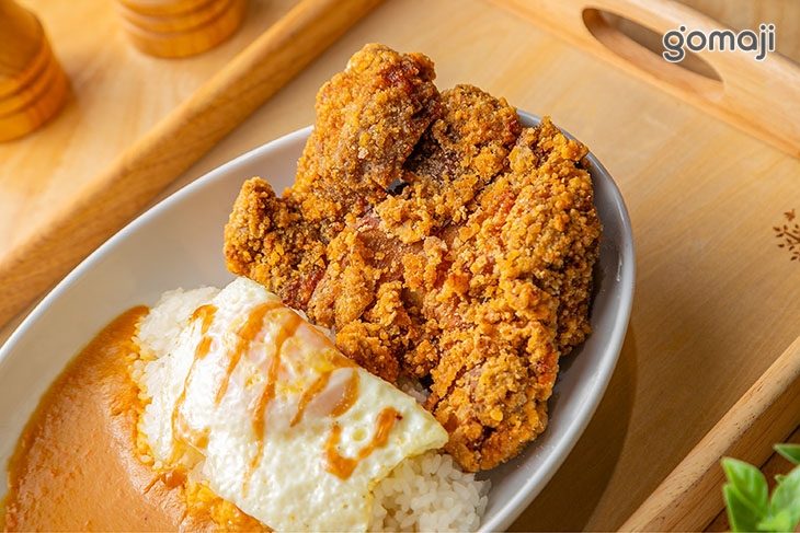 炸雞腿咖哩飯