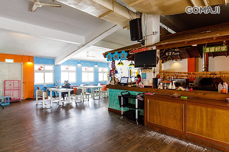 伊莉莎海灘咖啡館