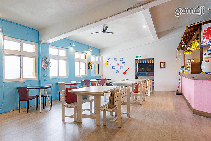 伊莉莎海灘咖啡館