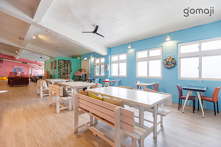 伊莉莎海灘咖啡館