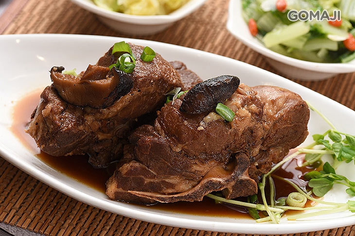 香滷梅花肉骨飯