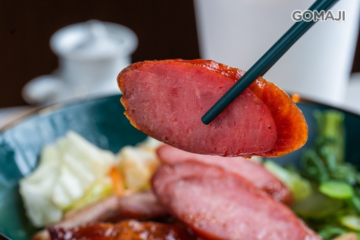 香腸叉燒飯+港式奶茶