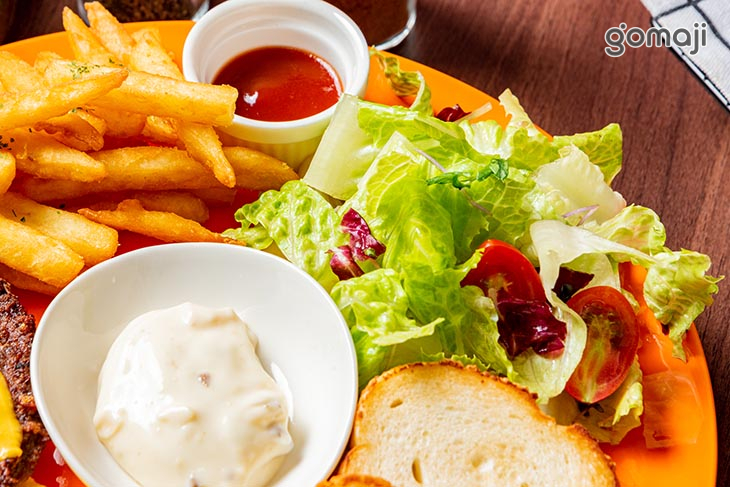 早午餐拼盤-切達厚片牛肉排