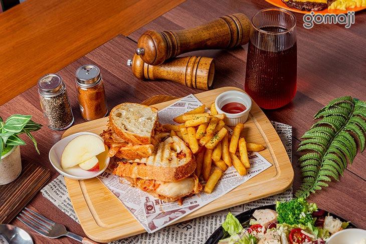 韓式辣炒豬帕尼尼