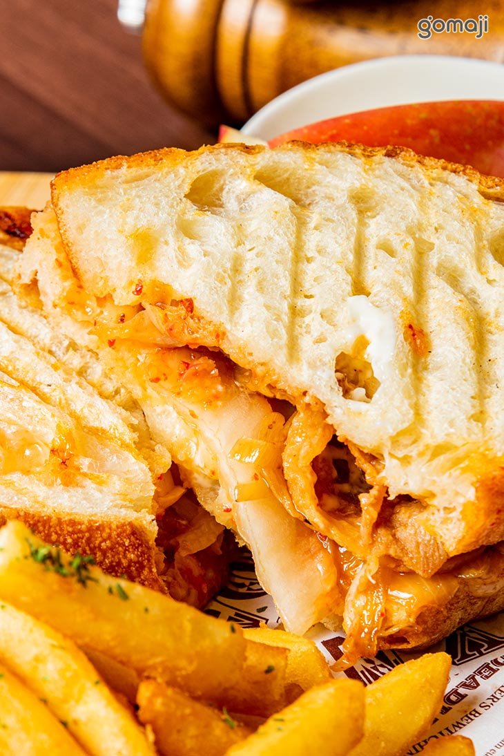 韓式辣炒豬帕尼尼