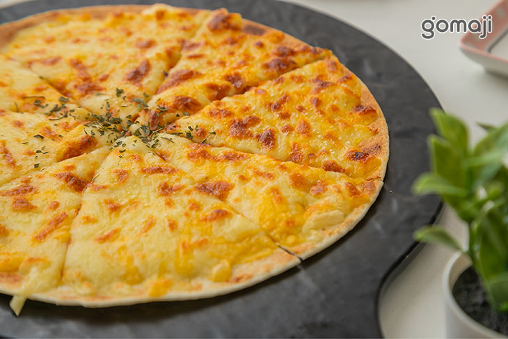 薄皮起司披薩