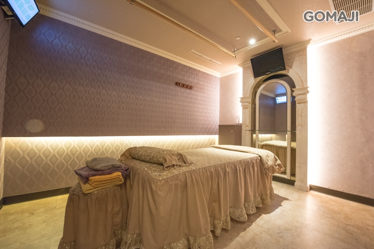 嘉年華美容足體館